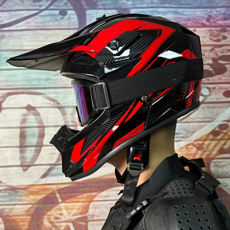 Motorcycle Helmet with free Gloves and Mask